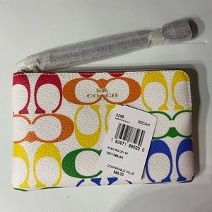 Coach Wristlet In Signature Canvas BRAND NEW